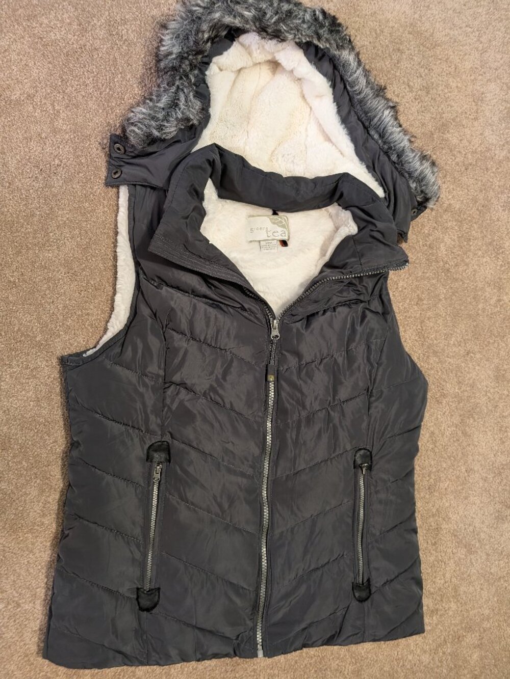 Black quilted puffy hooded vest minky faux fur interior size medium